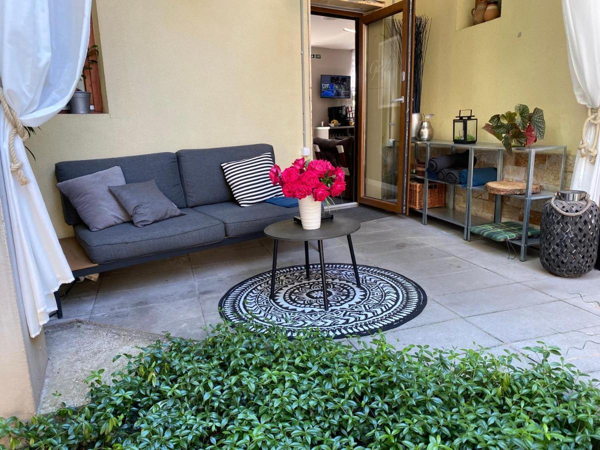 Margareta Garden Boutique Rooms Егер Екстериор снимка
