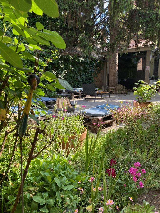 Margareta Garden Boutique Rooms Егер Екстериор снимка