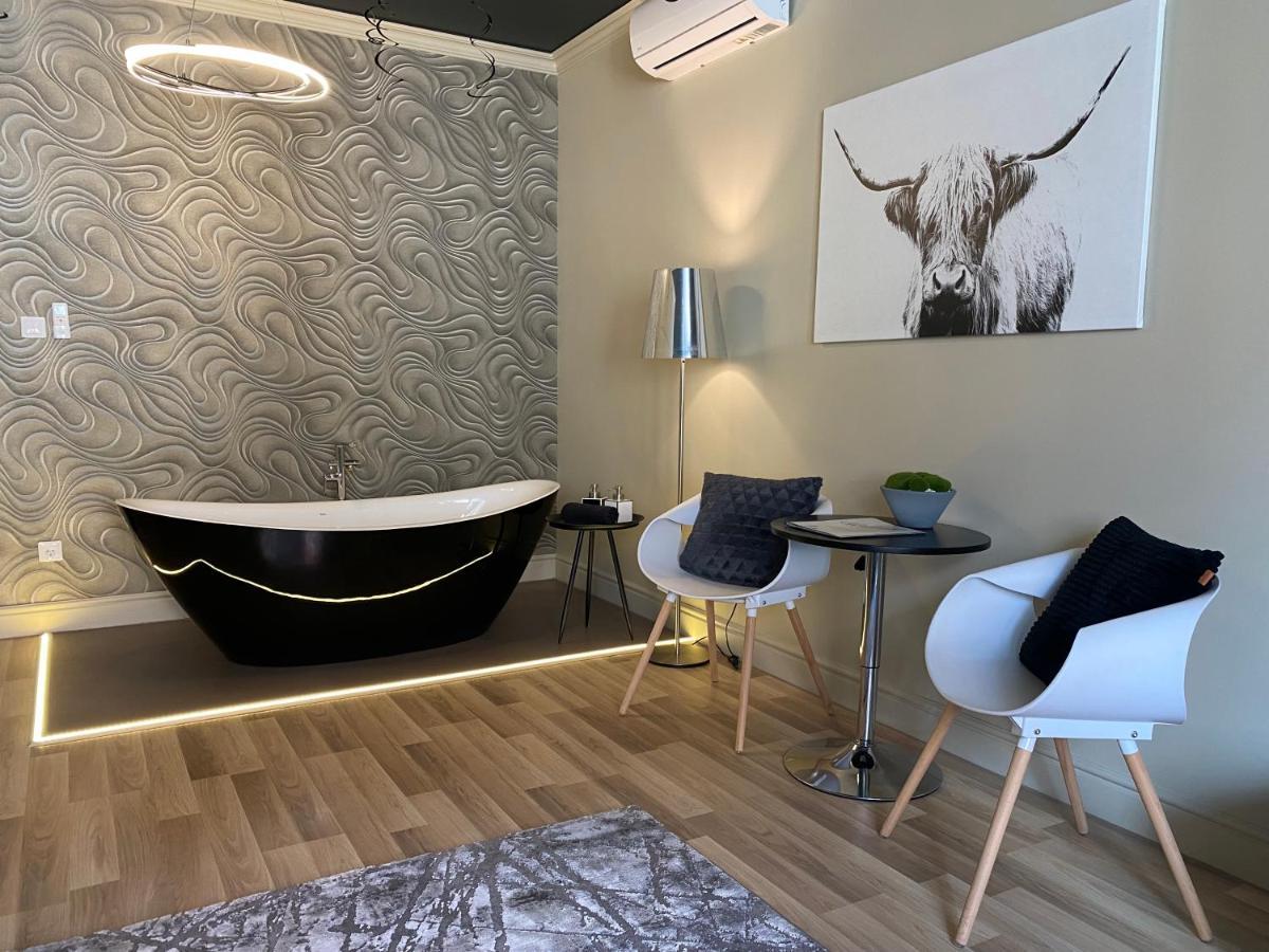 Margareta Garden Boutique Rooms Егер Екстериор снимка